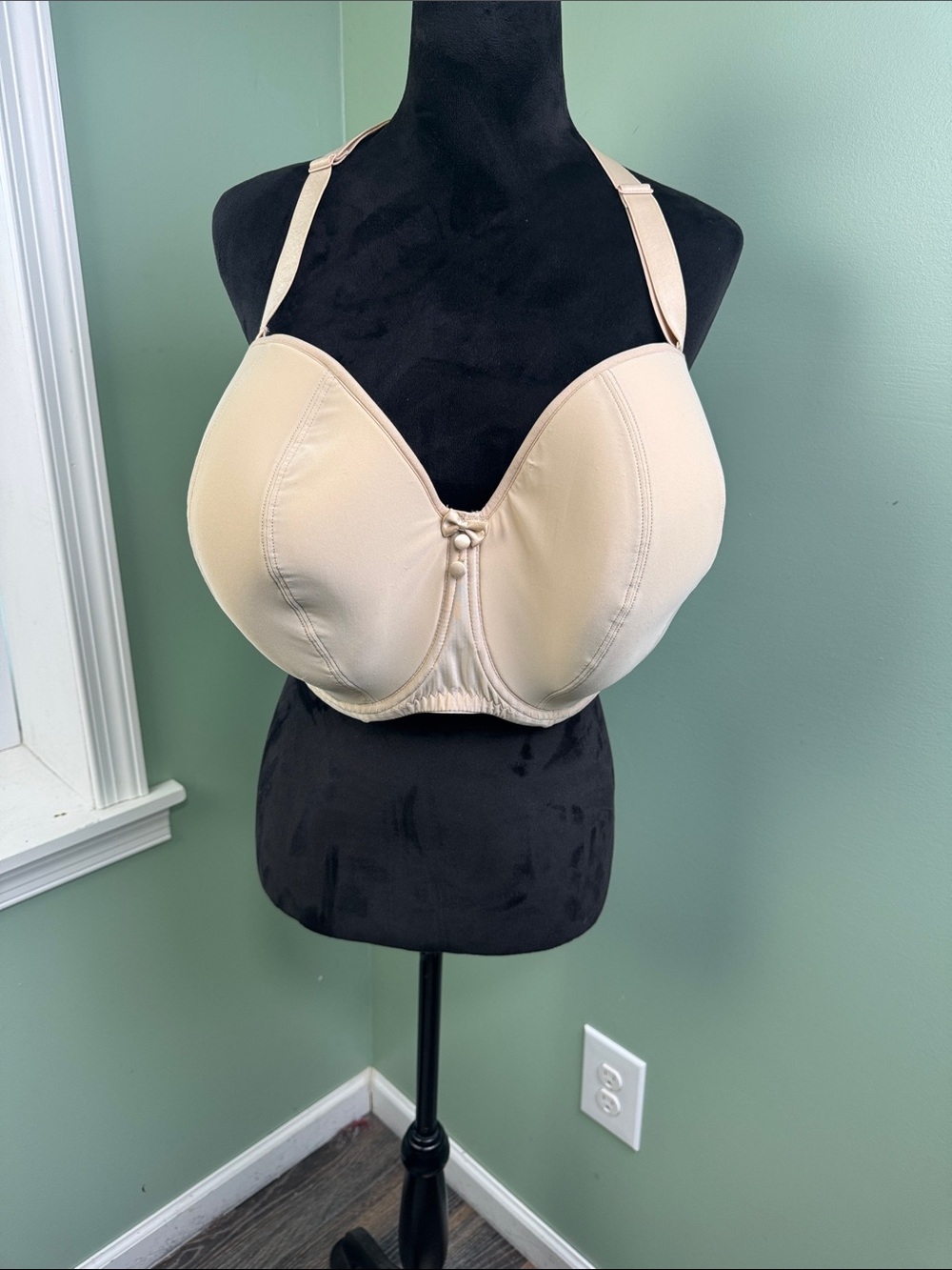 Curvy Kate Light Beige Full-Coverage Support Bra with Molded Cups 40J